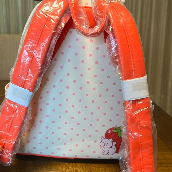 NWT Loungefly Strawberry Shortcake Strawberry House Mini Backpack - Picture 9 of 10